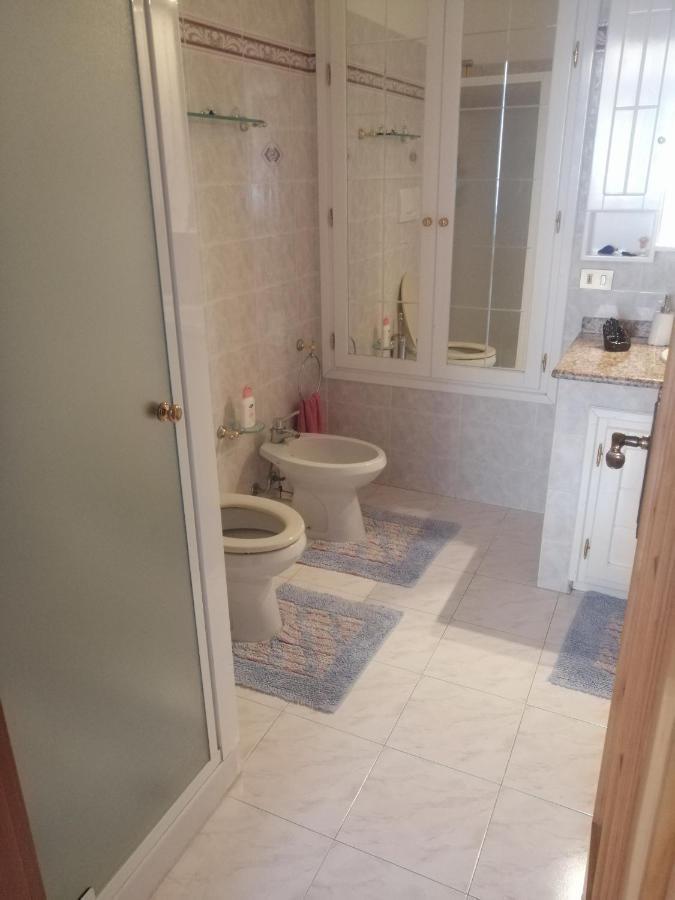 Casa Celeste Ventimiglia Eksteriør billede